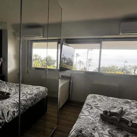 Comfortable With Exceptional Sea View Apartman Vallauris